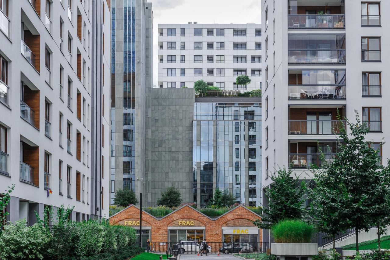 Modern Apartments With Access To The Pool Near Rondo Daszynskiego Station Varsovie Extérieur photo